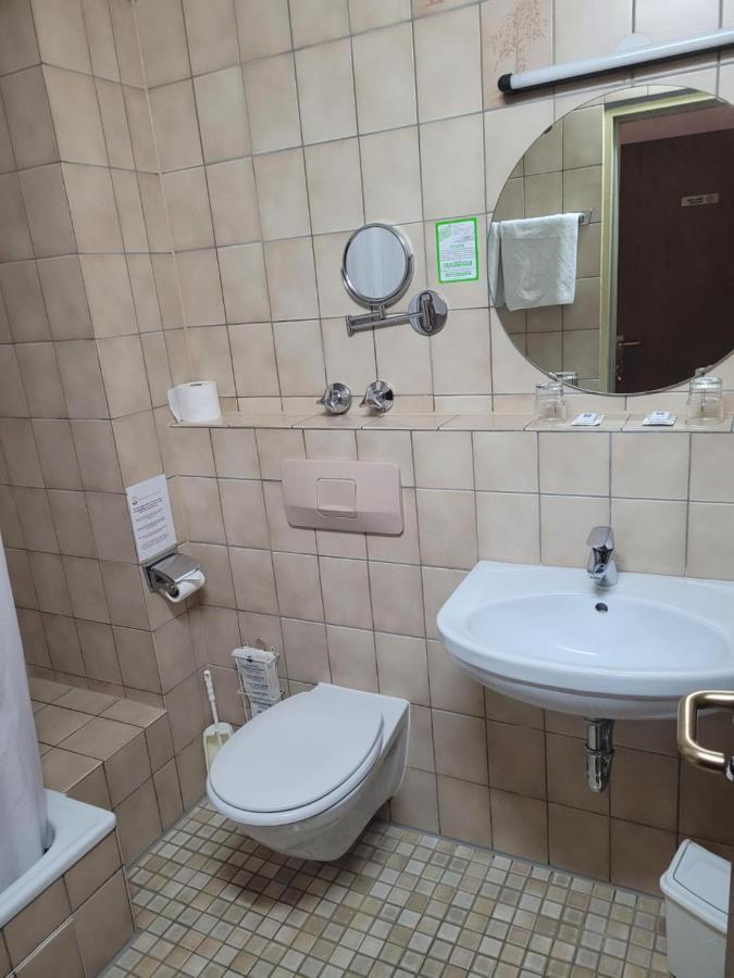 Hotel Restaurant Ruppert Walluf Eksteriør bilde